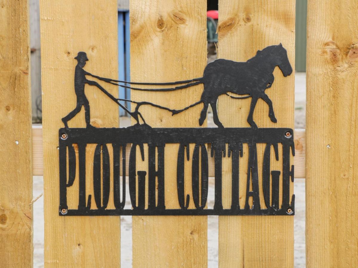 Plough Cottage Driffield Bagian luar foto